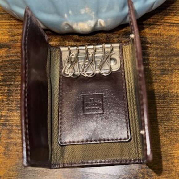 Fendi Vintage Brown Leather Zucca Six Hook Key Case - Pre-Owned - Picture 3 of 7